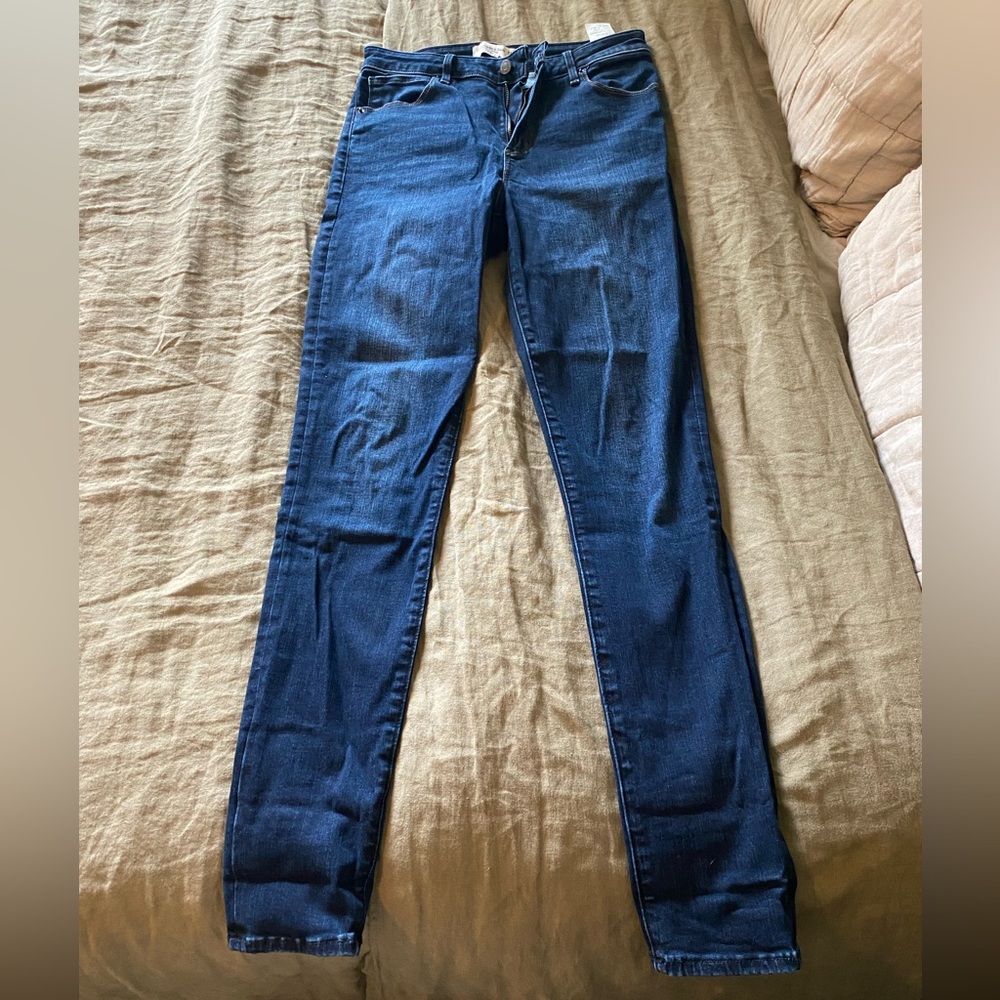 Abercrombie curve love the super skinny high rise. Size 27.